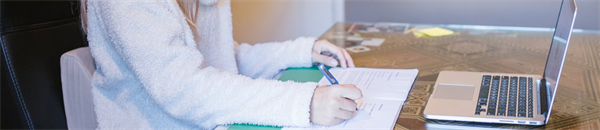 Quiz-Based Microlearning at Scale: a Rapid Educational Response to COVID-19